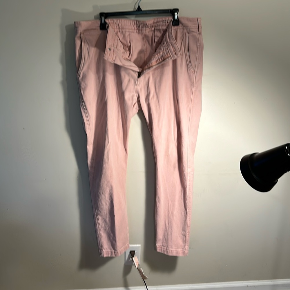 Levi XX Chino Is 38 L32